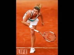 Simona Halep hugh boob tennis beauty